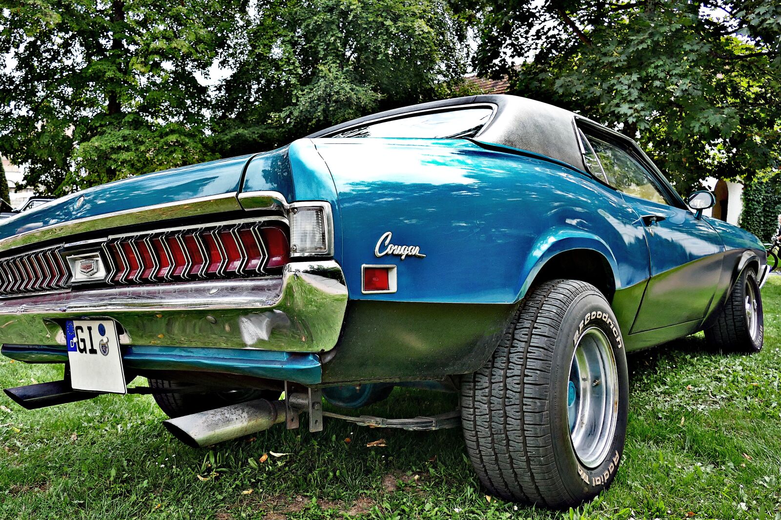 Panasonic Lumix DMC-FZ1000 sample photo. Ford, mercury, cougar photography