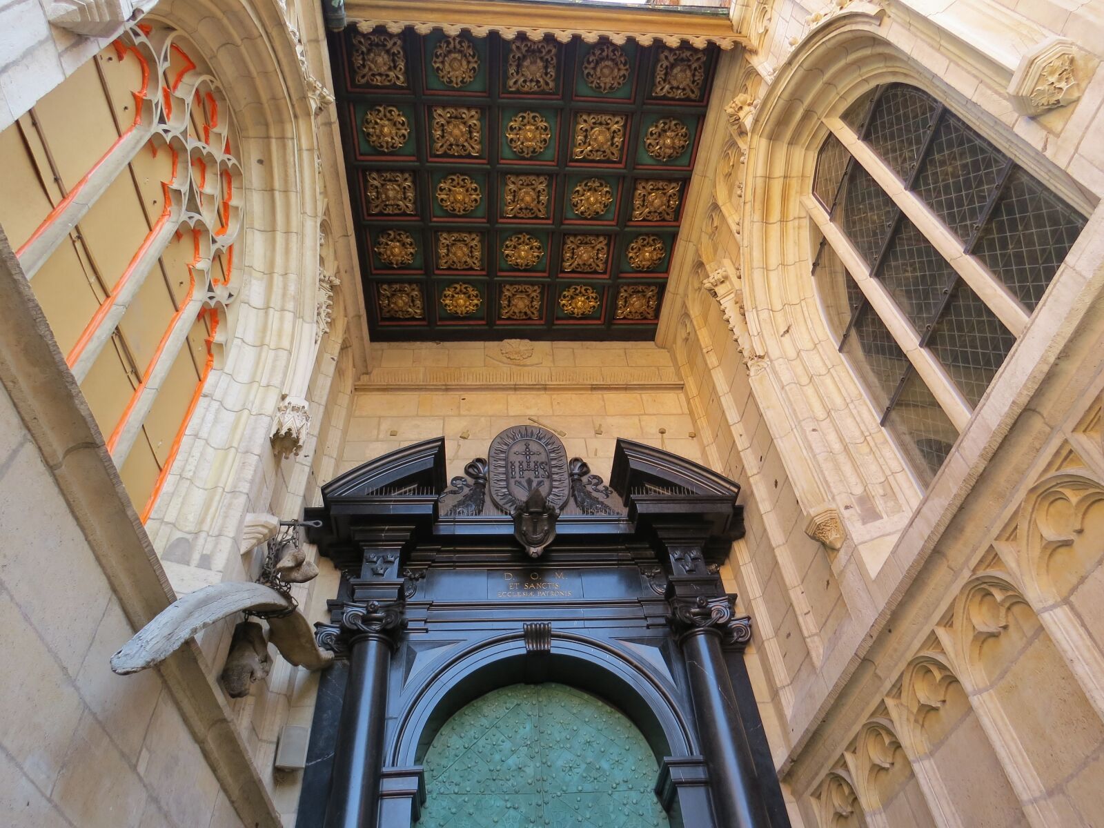 Canon PowerShot SX50 HS sample photo. Church, door, krakovia photography