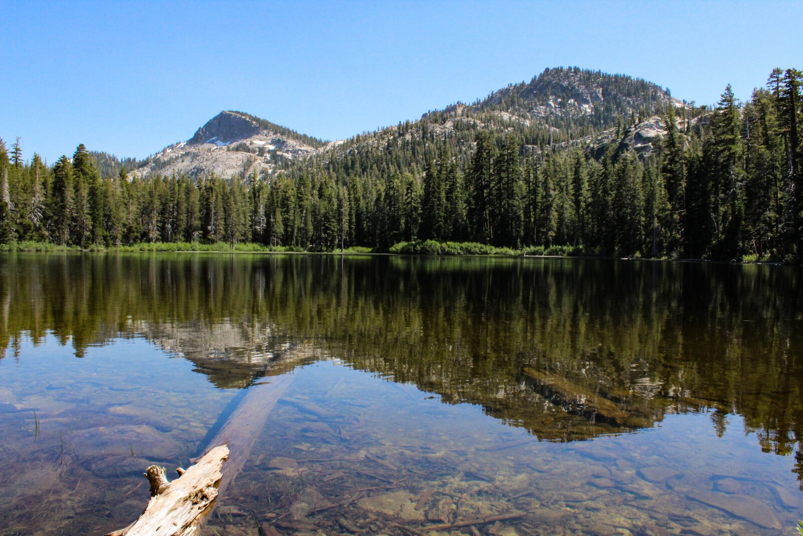 Canon EOS 1300D (EOS Rebel T6 / EOS Kiss X80) sample photo. Lake, reflection, nature photography