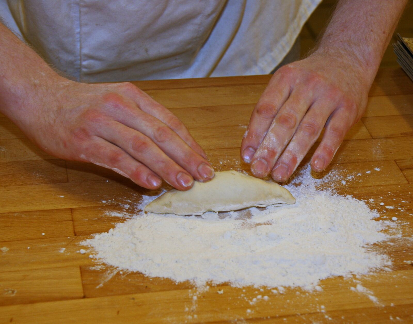 Canon EOS 20D sample photo. French gross bun, dough photography