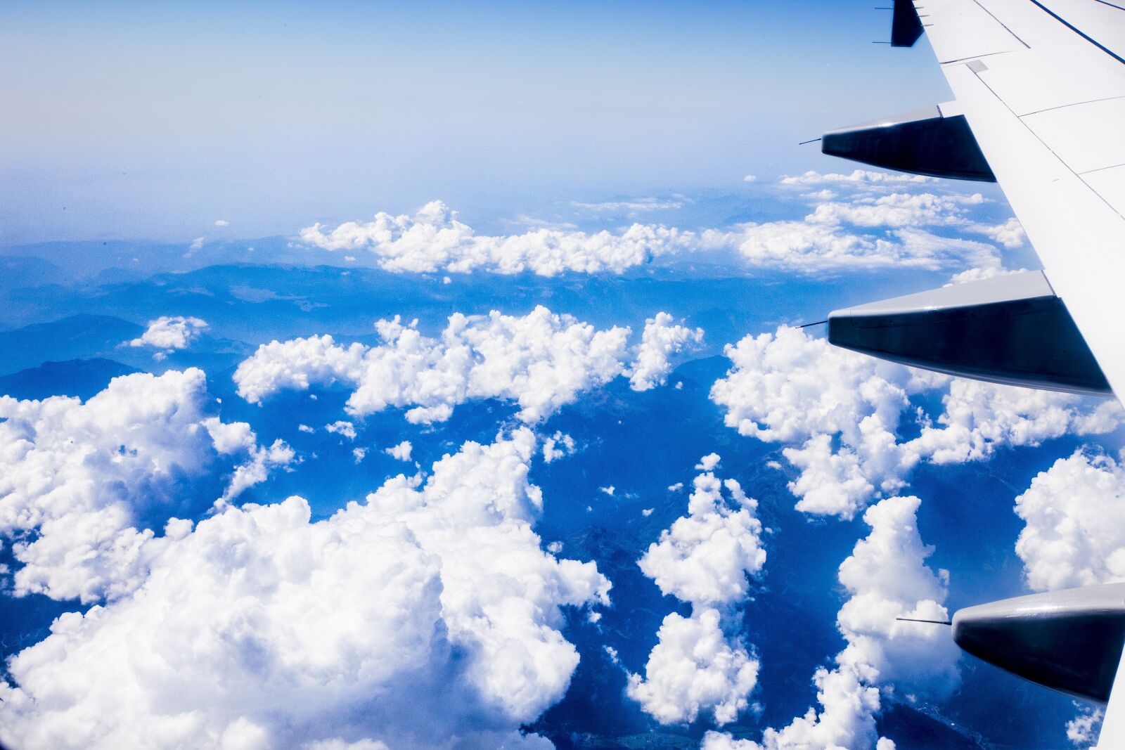 Canon EOS 6D + Canon EF 24-105mm F4L IS USM sample photo. Plane, clouds, air photography