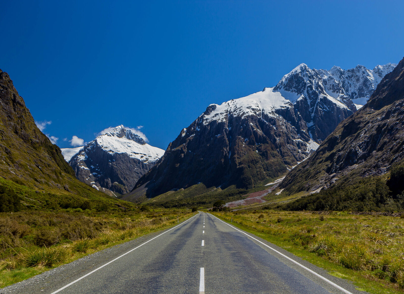 Canon EOS 60D + Canon EF-S 17-55mm F2.8 IS USM sample photo. Mountains, new, zealand, travel photography