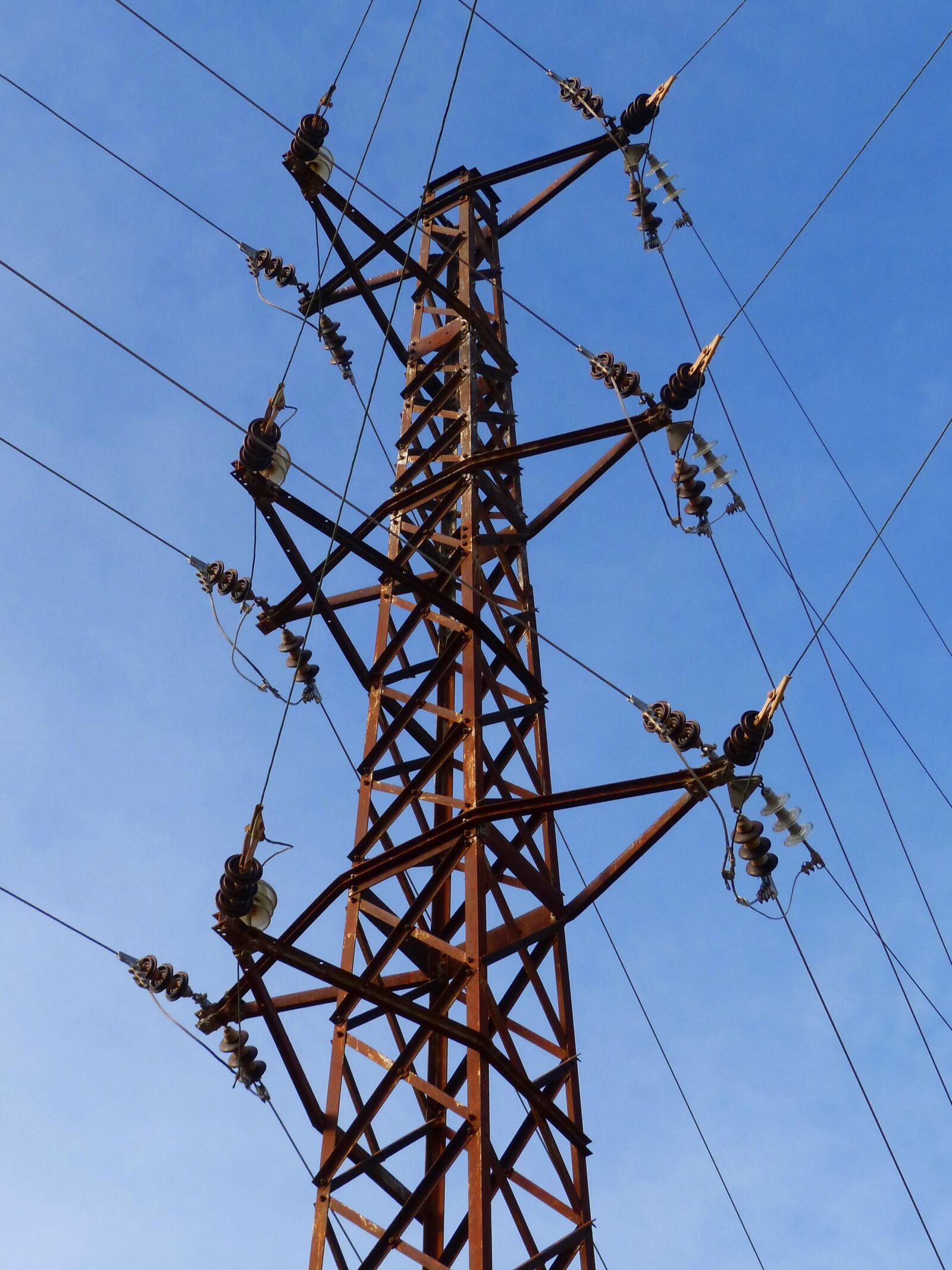 Panasonic DMC-FZ62 sample photo. Electrical tower, rusty, old photography