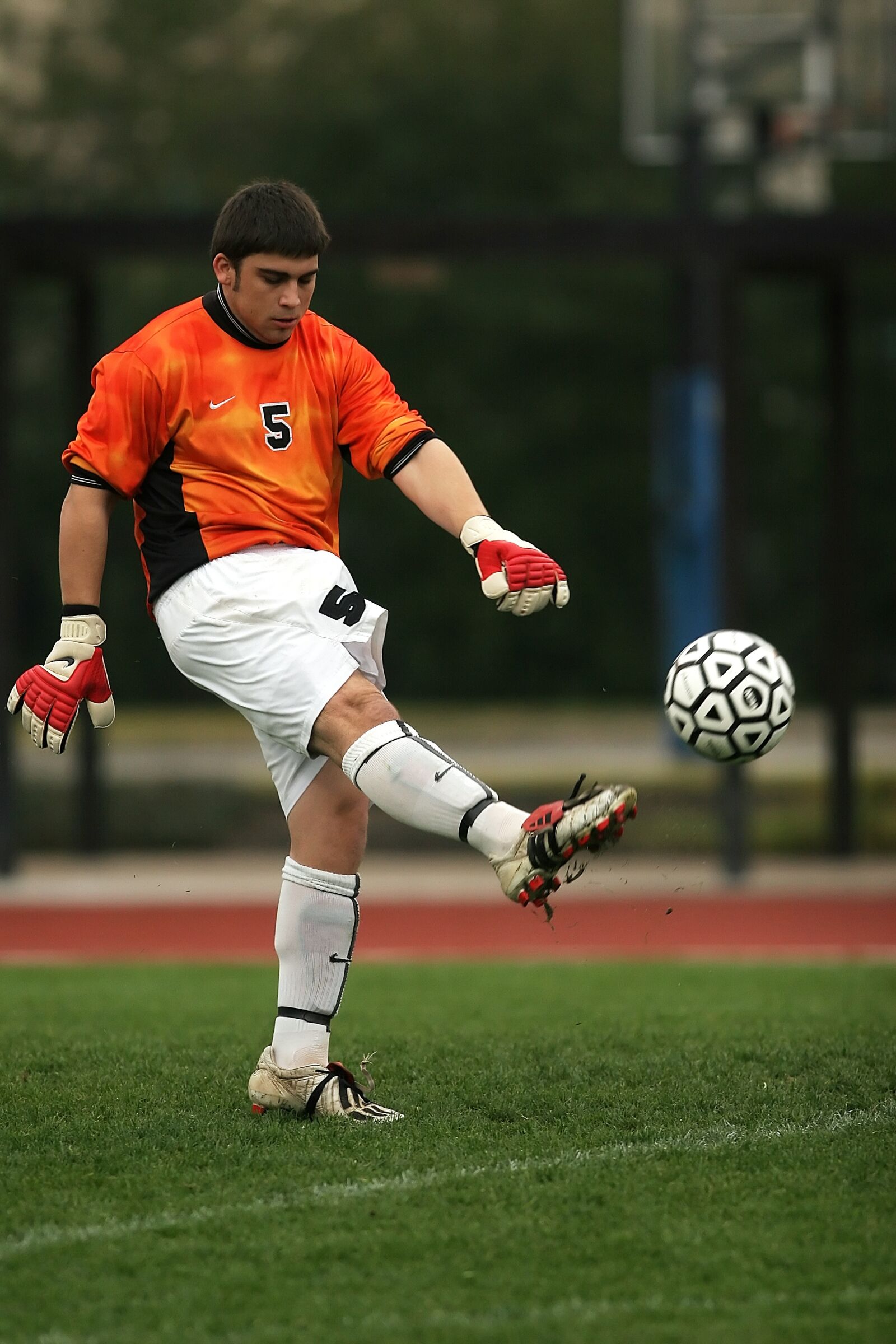 Canon EOS 20D sample photo. Soccer, football, goalie photography