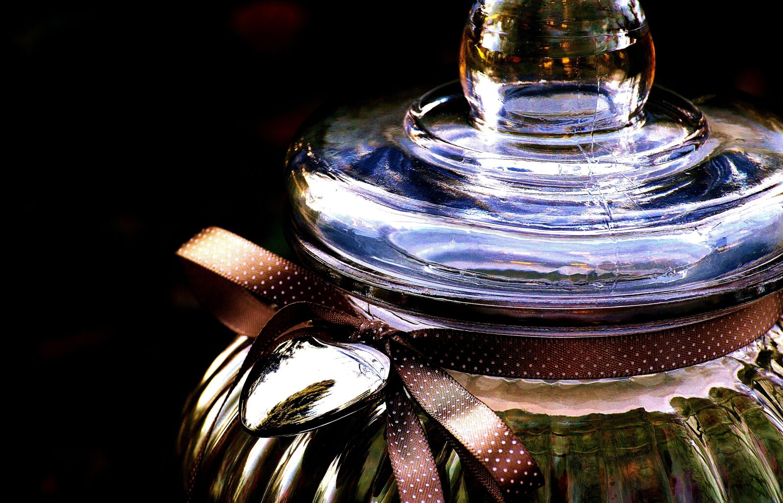 Nikon D3200 sample photo. Cookie jar, glass, candy-glass photography