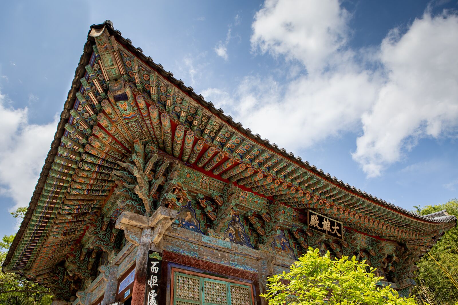 Canon EOS 6D + Canon EF 24-70mm F2.8L USM sample photo. Temple, travel, architecture photography