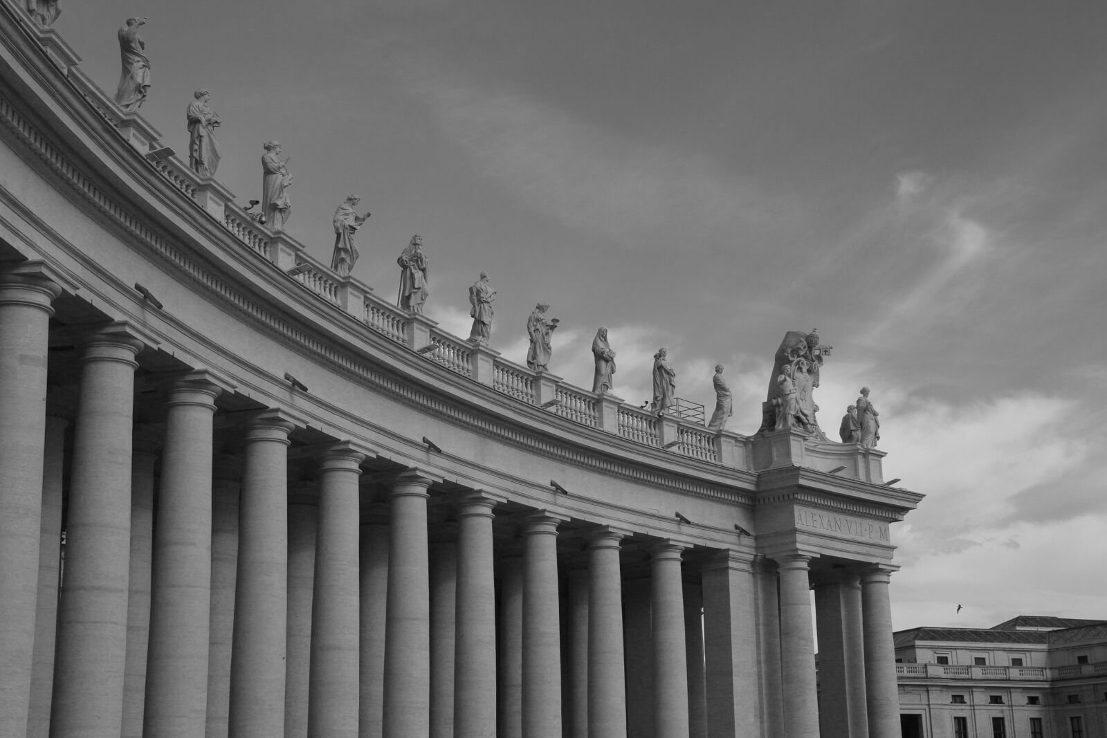Canon EOS 7D sample photo. Architecture, b w, st photography