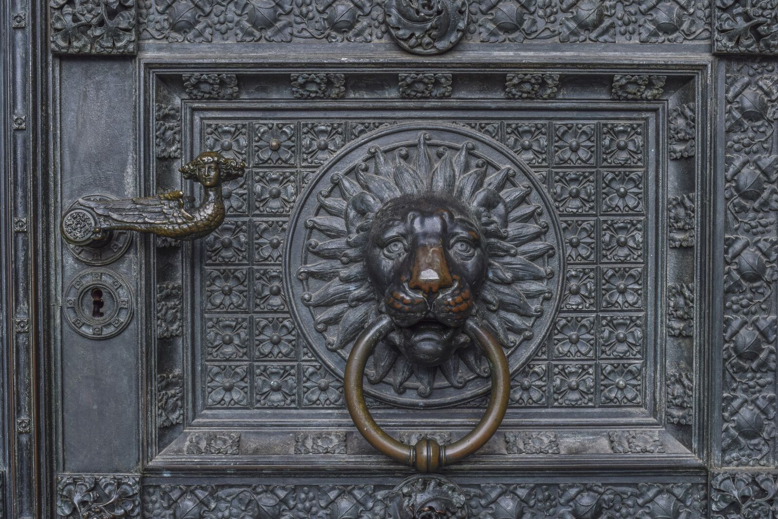 Nikon D3300 sample photo. Door, architecture, building photography