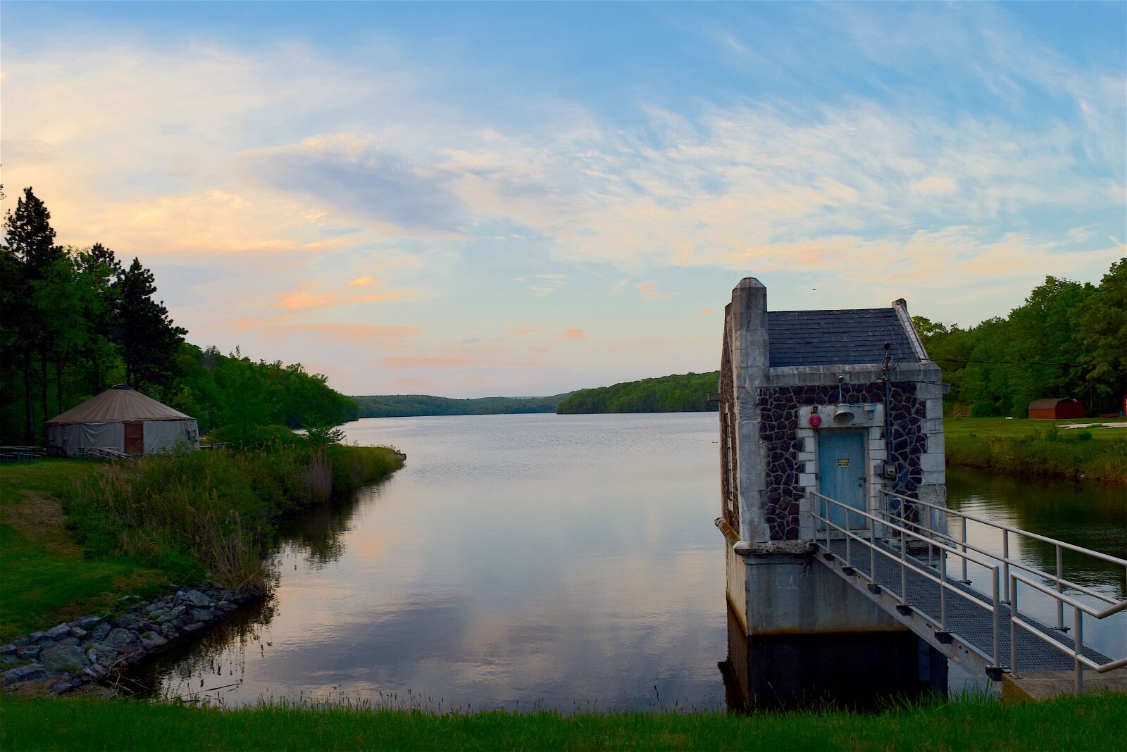 Nikon D3300 sample photo. Lake, sunset, stone building photography