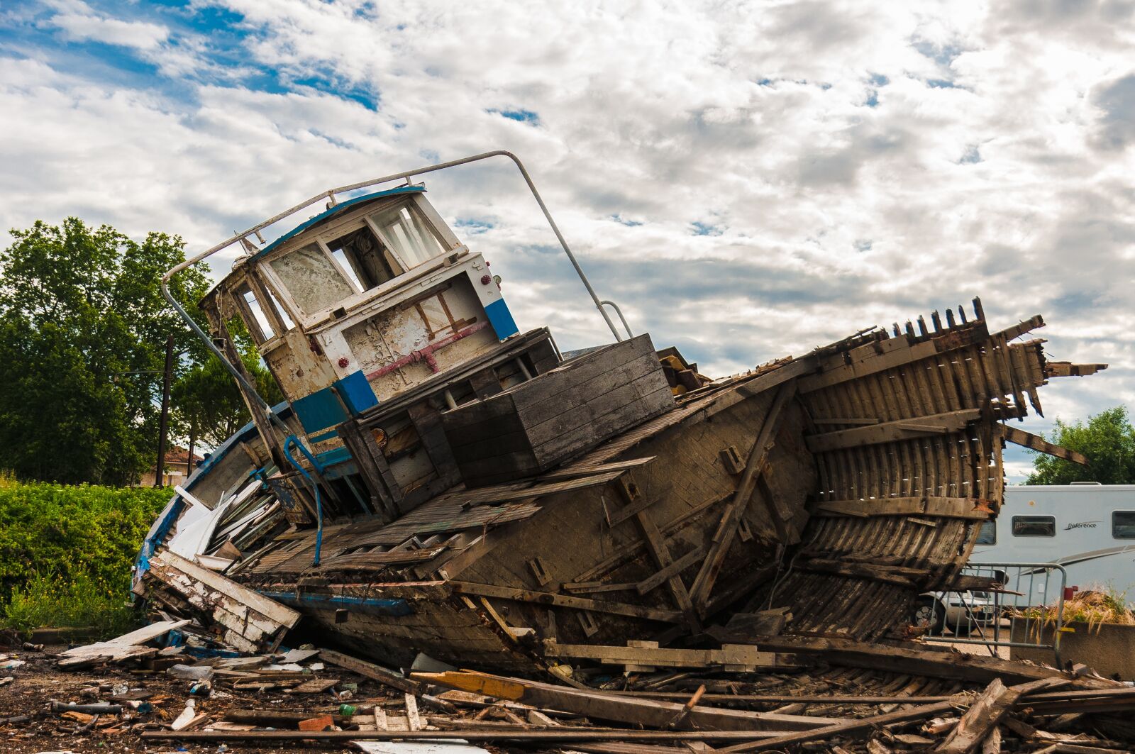 Nikon D300S sample photo. Boat, wreck, ship photography