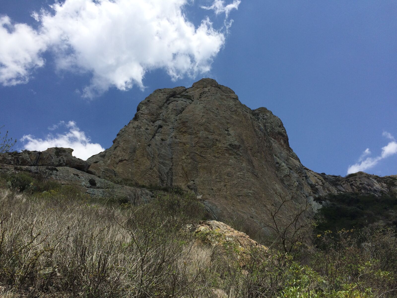 iPhone 5s back camera 4.15mm f/2.2 sample photo. Peña, bernal, queretaro photography