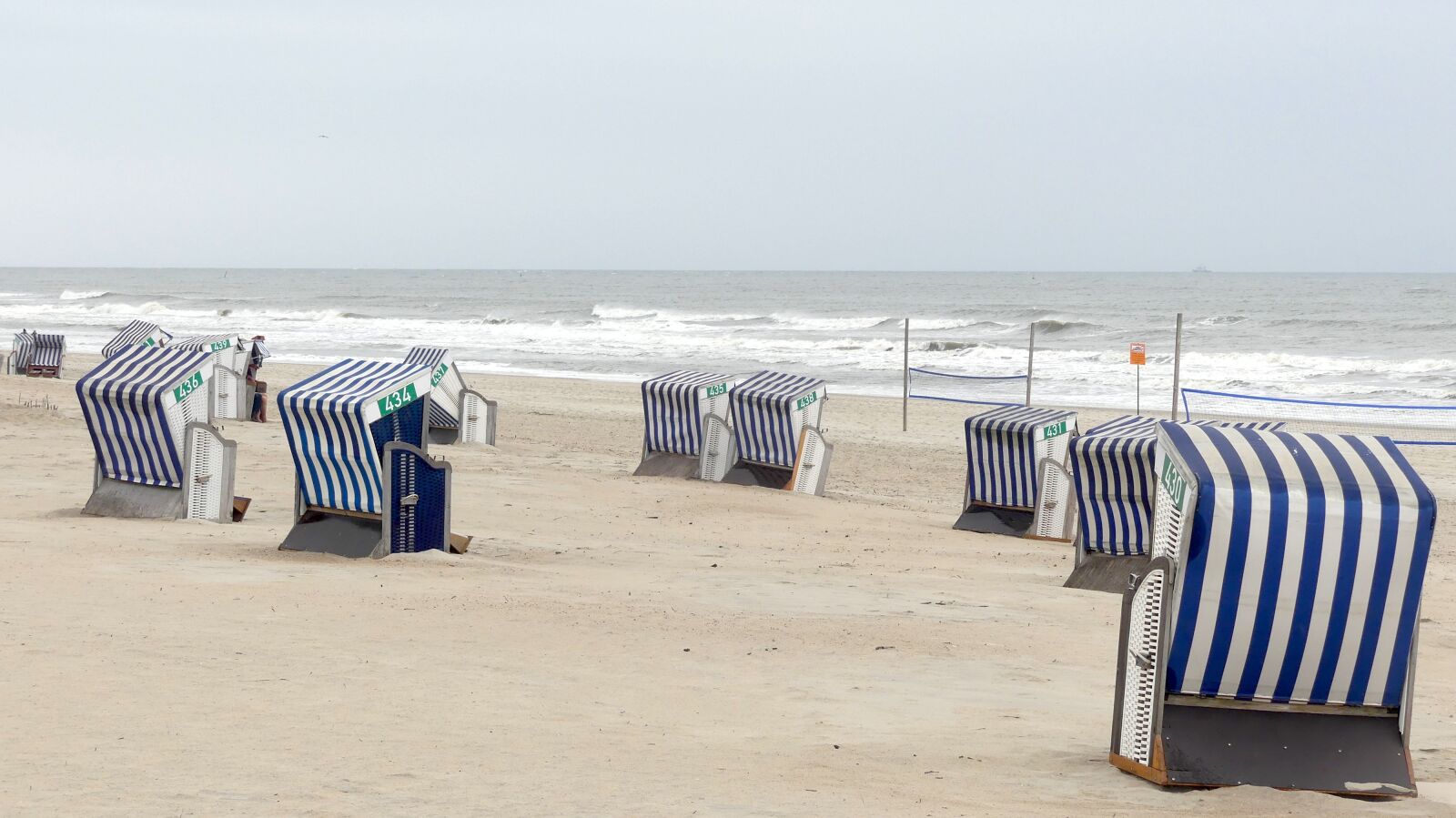 Panasonic Lumix DMC-FZ300 sample photo. Beach chair, norderney, north photography