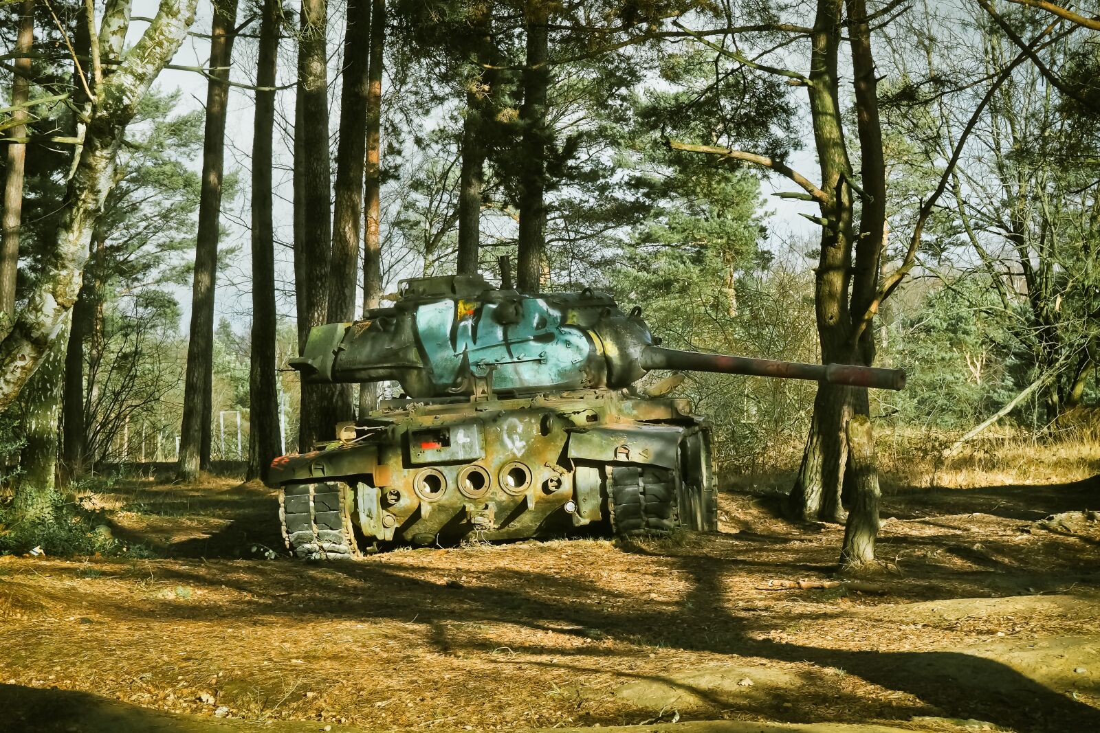 Olympus OM-D E-M10 sample photo. Lost places, panzer, wreck photography