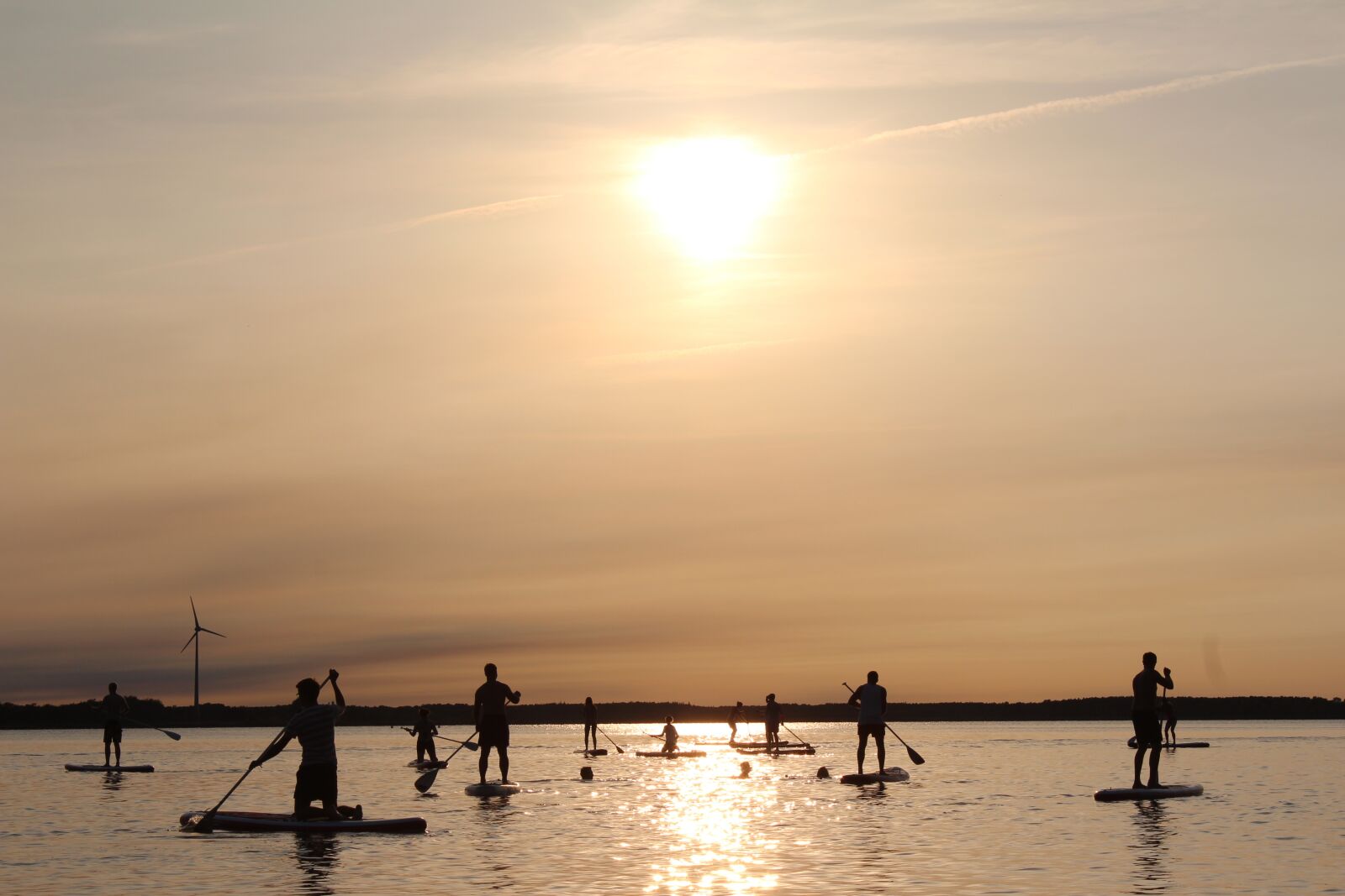 Canon EOS 600D (Rebel EOS T3i / EOS Kiss X5) sample photo. Stand up paddle, paddle photography