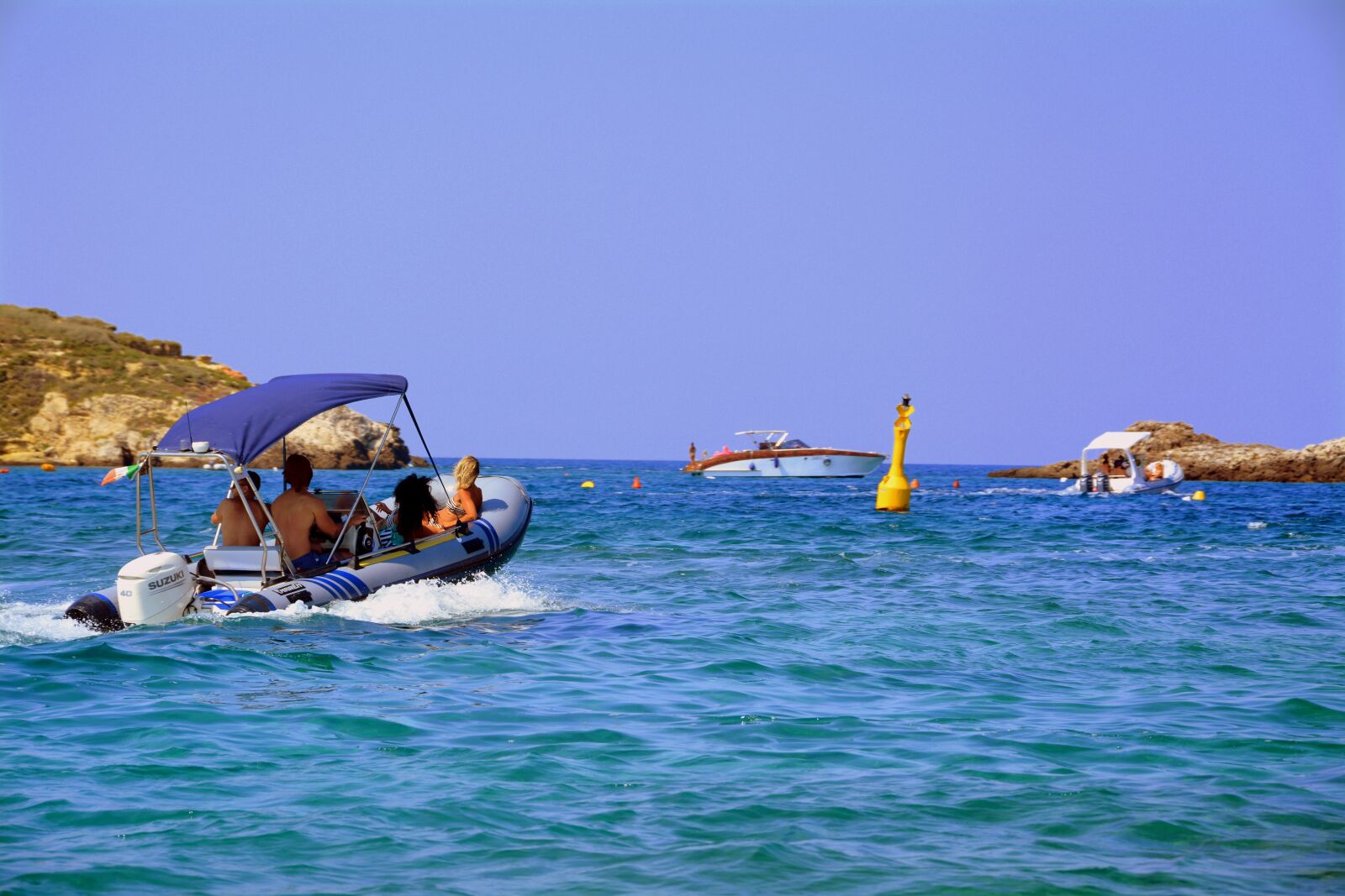 Nikon D7100 sample photo. Boat, sea, island photography
