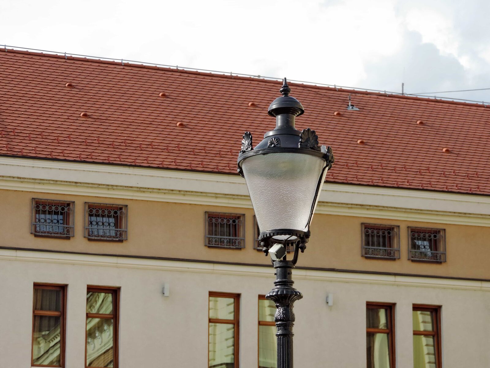 Nikon Coolpix P520 sample photo. Street, architecture, building, house photography