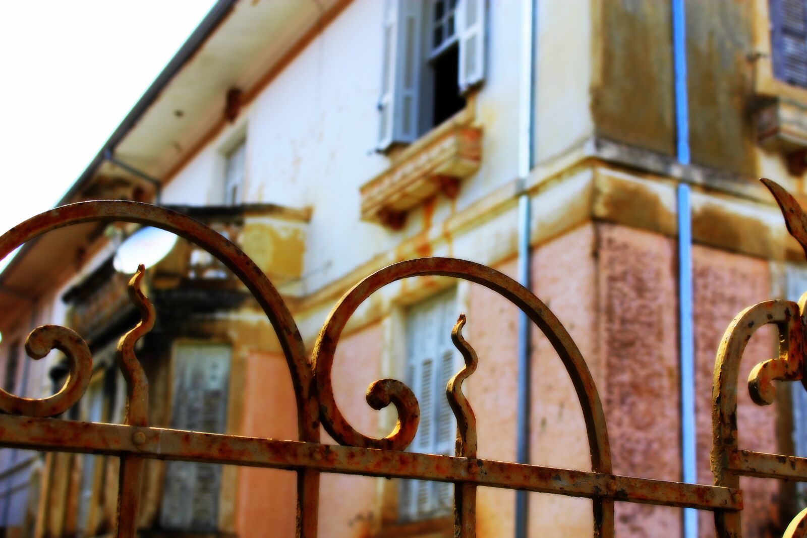 Canon EOS 1200D (EOS Rebel T5 / EOS Kiss X70 / EOS Hi) sample photo. Brazilian architecture, beautiful old photography