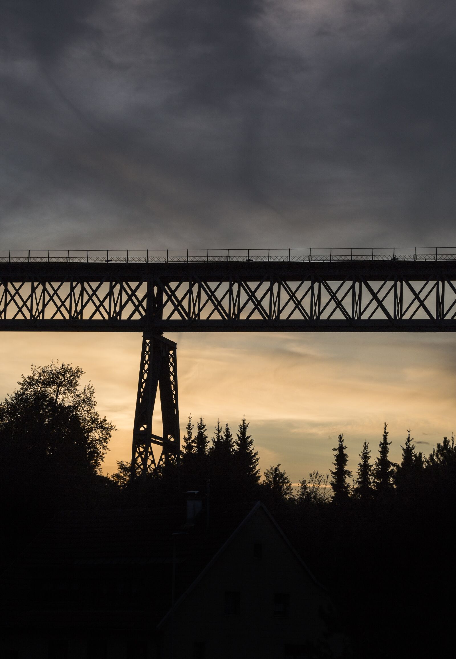 Canon EF 70-300mm F4-5.6 IS USM sample photo. Bridge, silhouette, evening photography