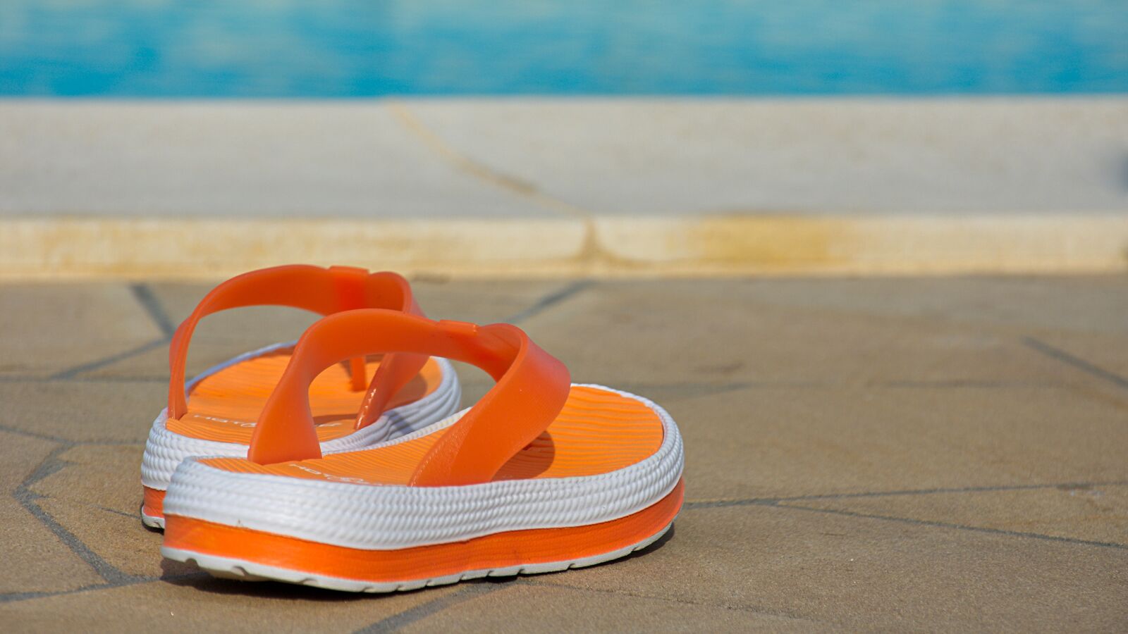 Nikon D7200 sample photo. Pool, water, blue photography