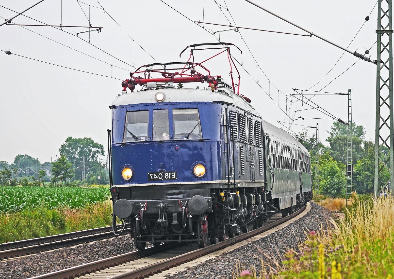 Panasonic Lumix DMC-GH3 sample photo. Locomotive, passenger, railroad, train photography