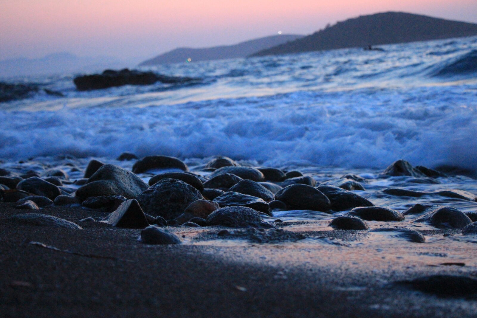 Canon EOS 700D (EOS Rebel T5i / EOS Kiss X7i) sample photo. Blue, blue, water, mediterranean photography