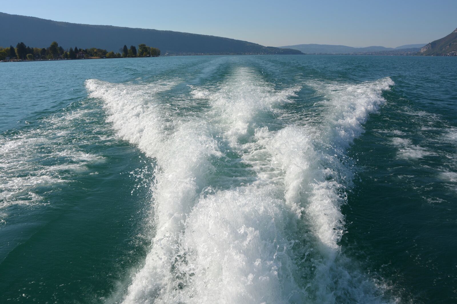 Nikon D5200 sample photo. Scum, lake, water photography