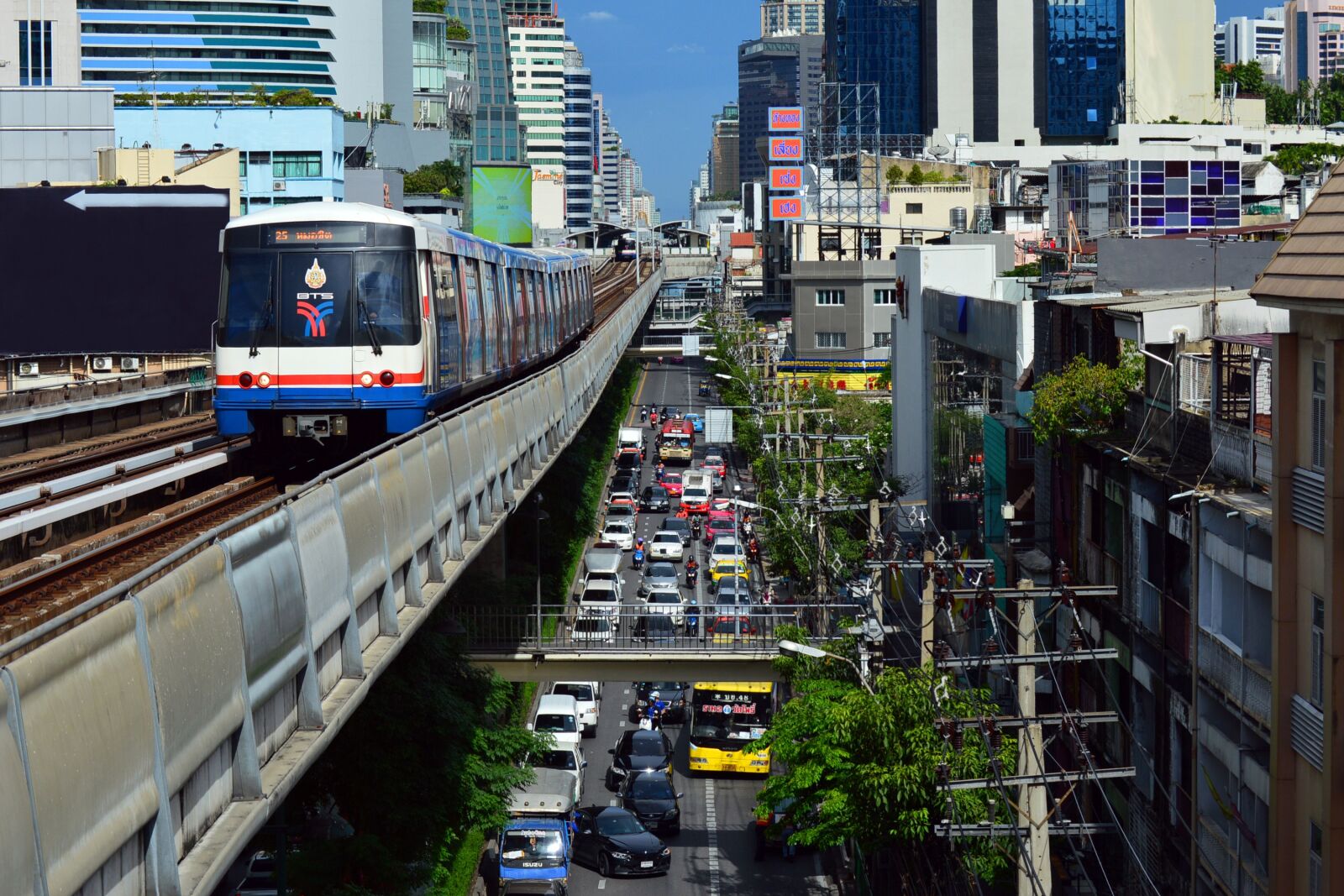 Nikon D3200 sample photo. Transportation, downtown, bangkok photography