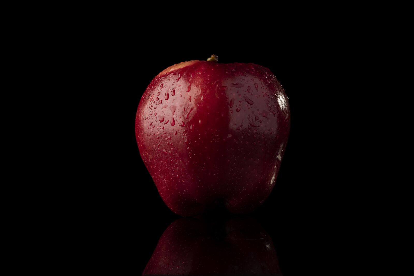 Nikon D810 sample photo. Apple, red, fruit photography