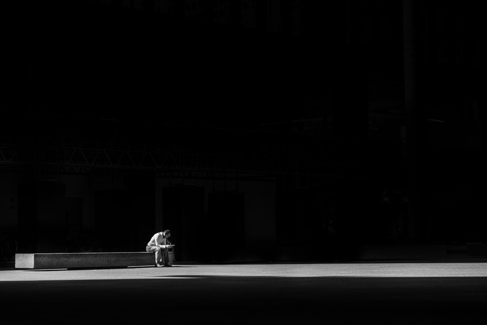 Canon EOS 5D Mark III sample photo. Dark, light, man photography
