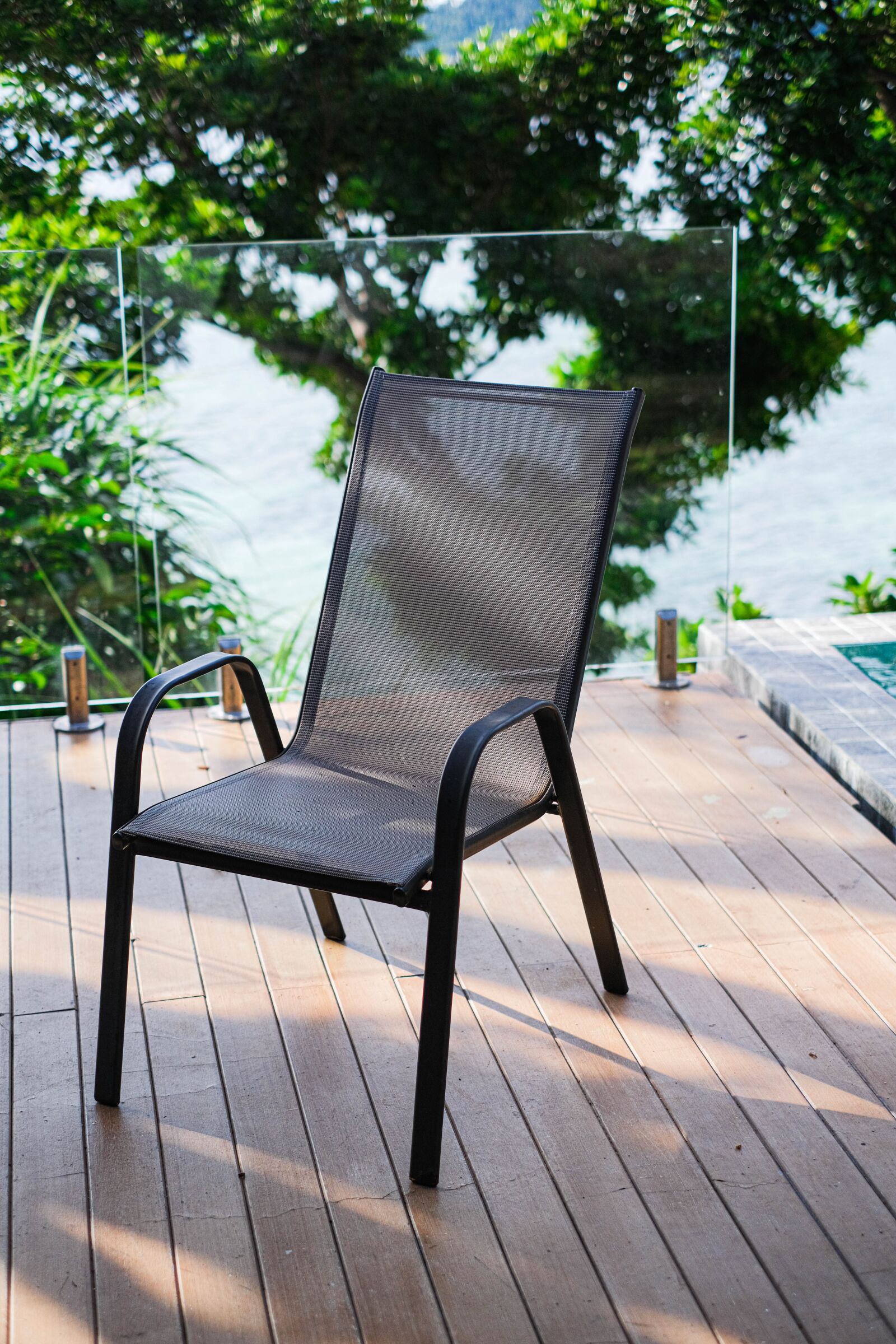 Fujifilm X-T30 sample photo. Chair, holidays, relax photography