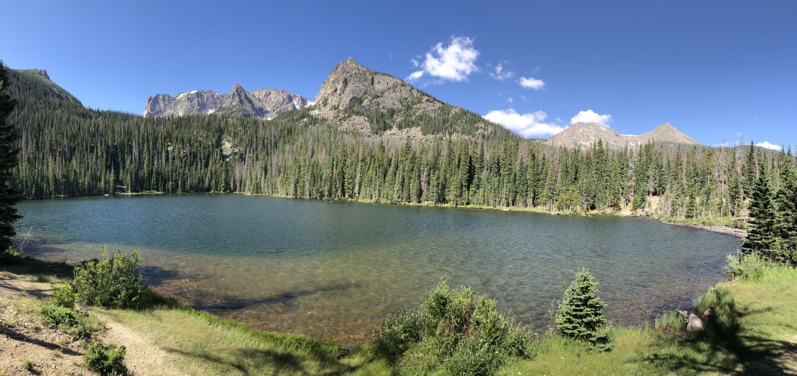 iPhone X back camera 4mm f/1.8 sample photo. Calm, lakeside, national park photography