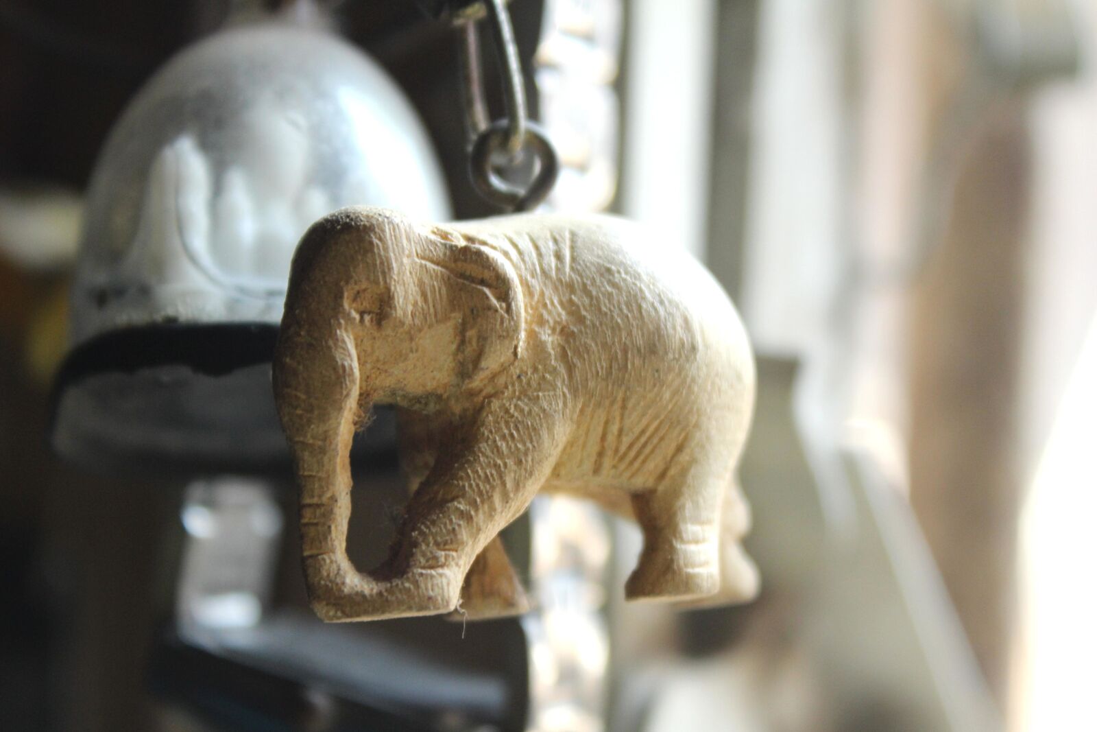 Canon EOS 600D (Rebel EOS T3i / EOS Kiss X5) sample photo. Art, sculpture, ivory, decoration photography