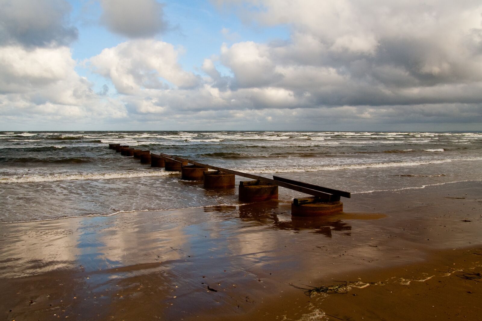 Canon EOS 350D (EOS Digital Rebel XT / EOS Kiss Digital N) sample photo. Sky, beach, water photography