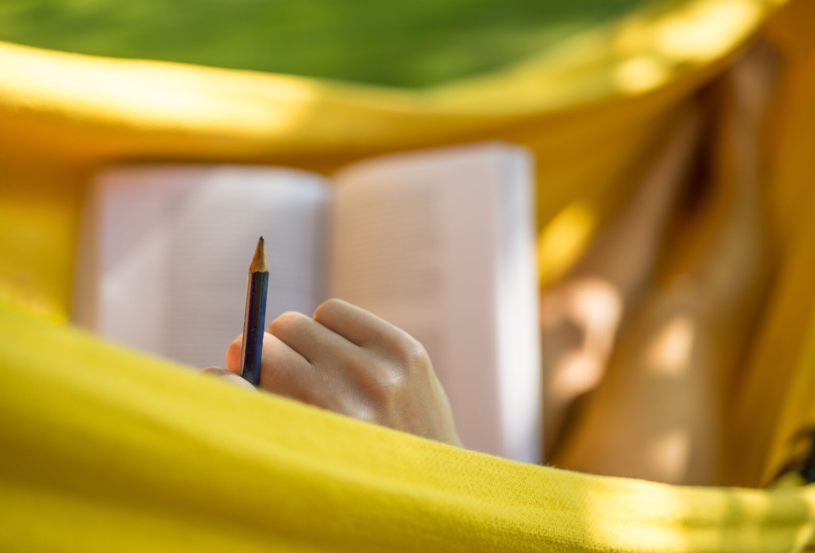 Nikon D610 sample photo. Woman, studying, pencil photography