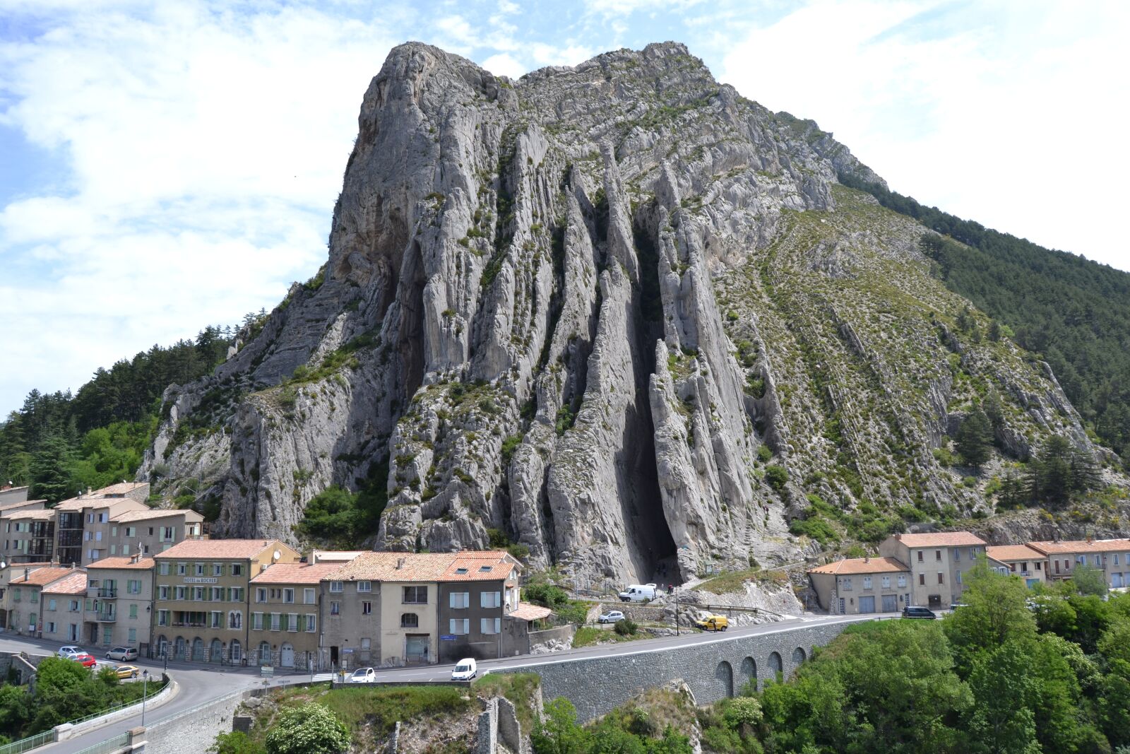 Nikon D3100 sample photo. France, provence, sisteron photography