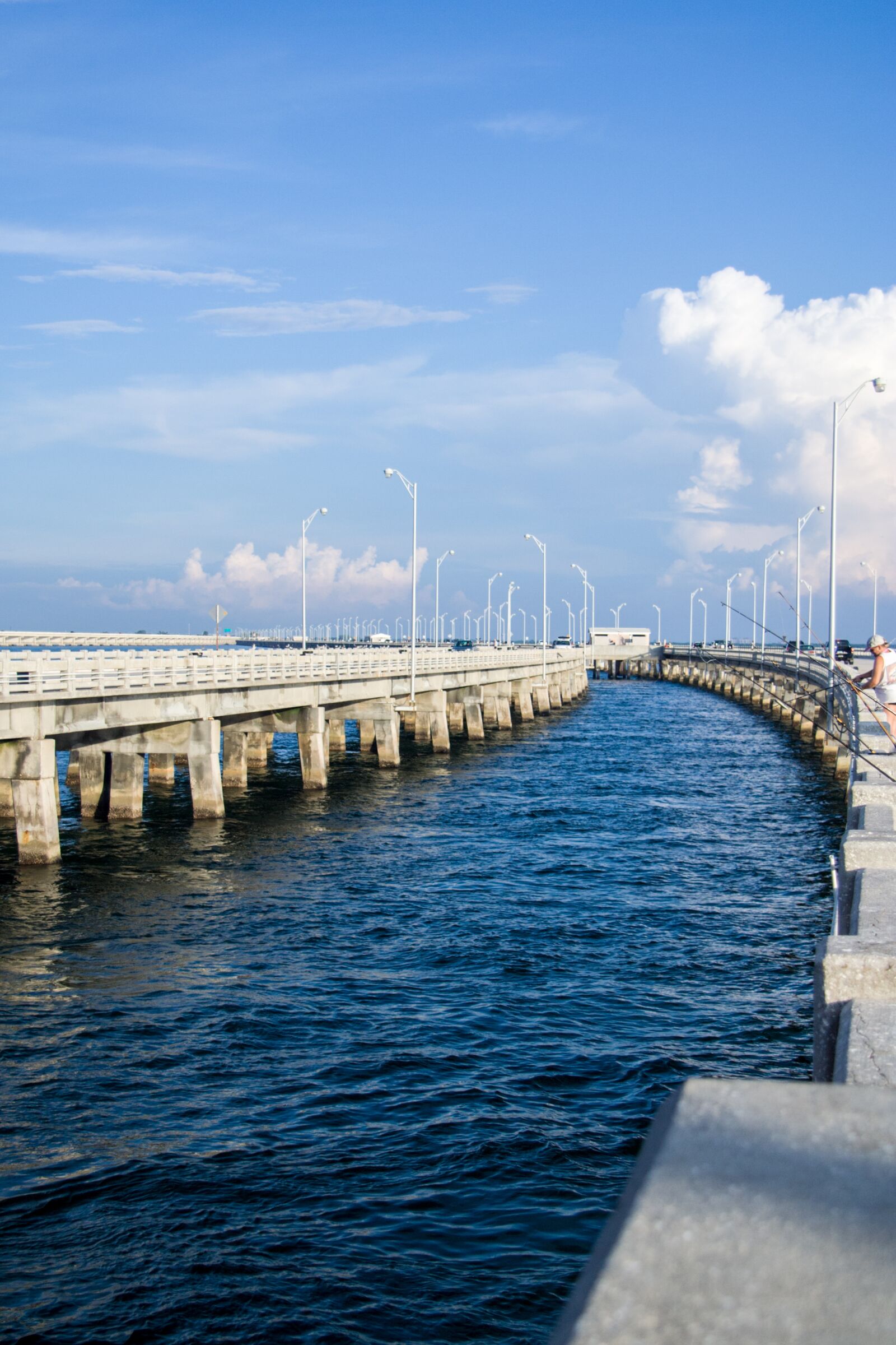 Canon EOS 350D (EOS Digital Rebel XT / EOS Kiss Digital N) sample photo. Bridge, sky, pier photography
