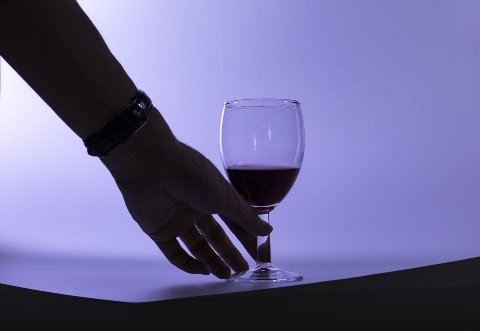 Canon EF 24-105mm F4L IS II USM sample photo. Wine, goblet, products photography