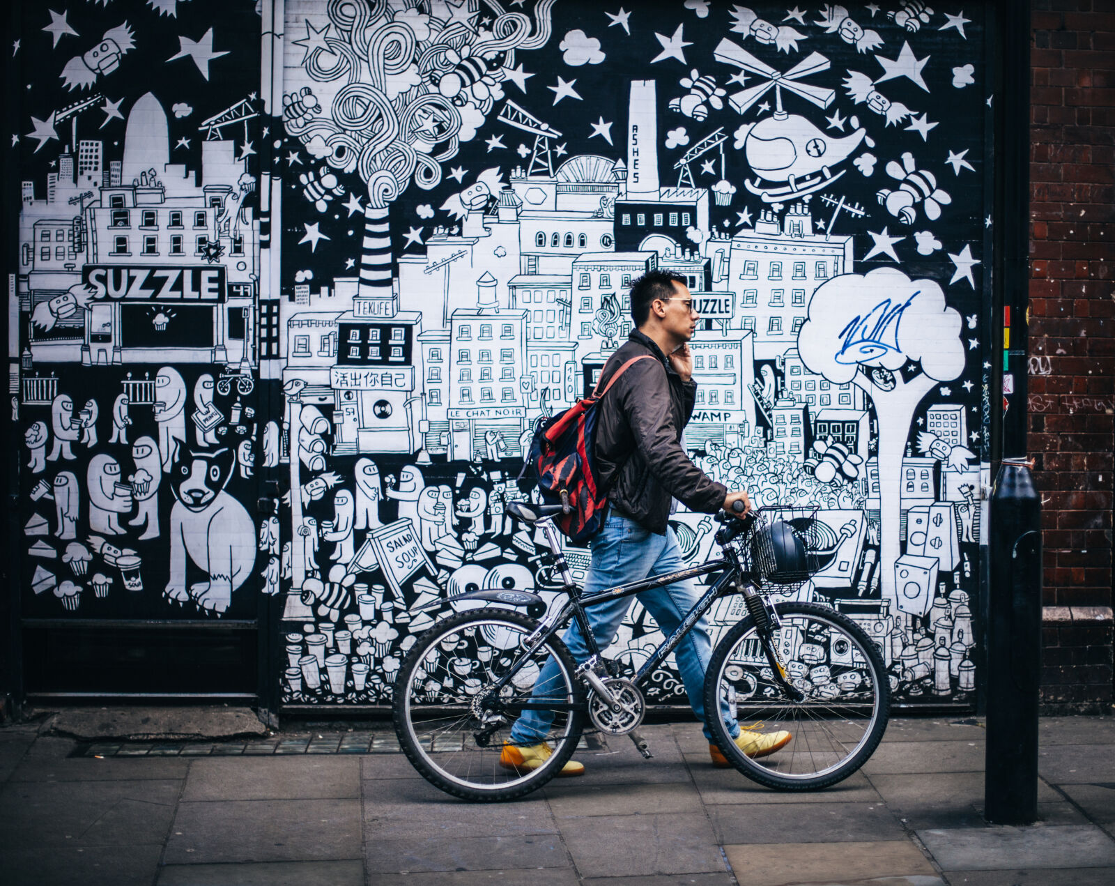 Canon EOS 5D Mark II sample photo. Man, in, black, jacket photography
