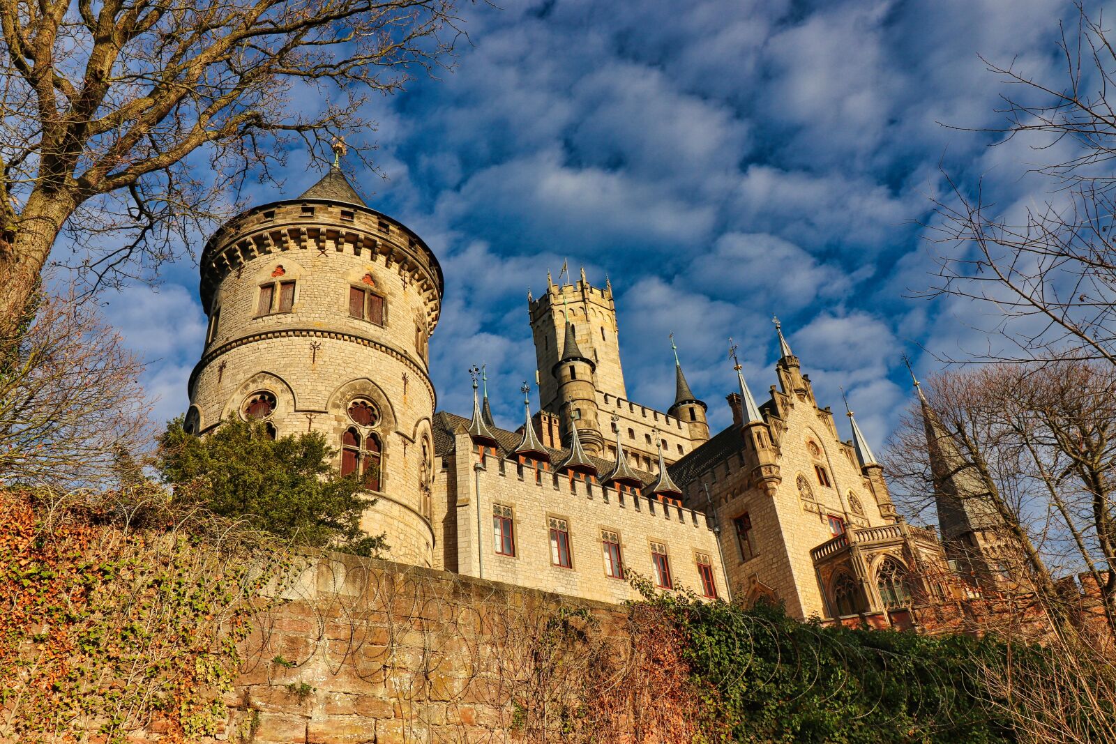 Башня замка. Рыцарь башни. Castle Fortress. Castle Wall.