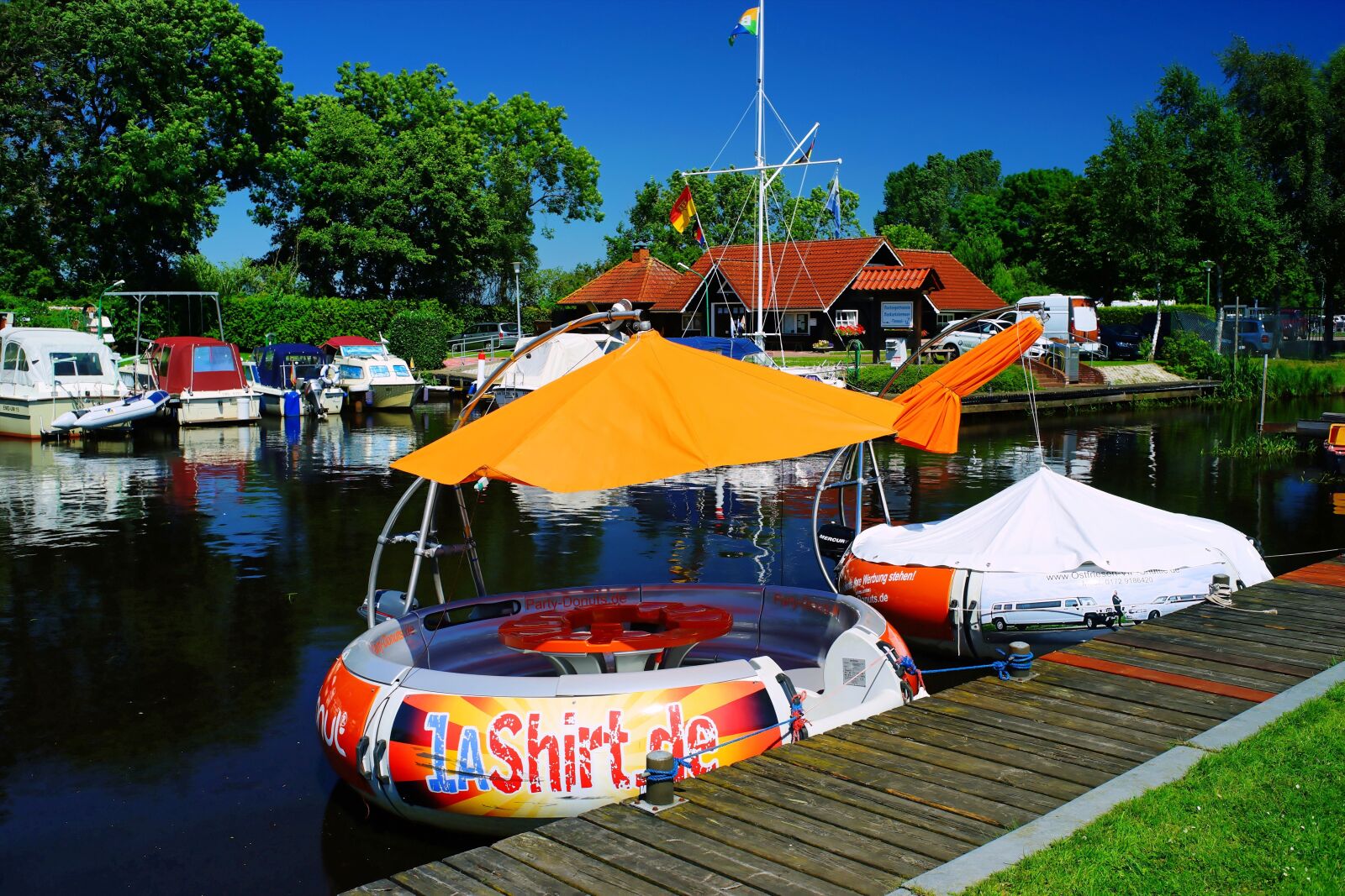 Sony SLT-A99V sample photo. Port, ships, grill boat photography