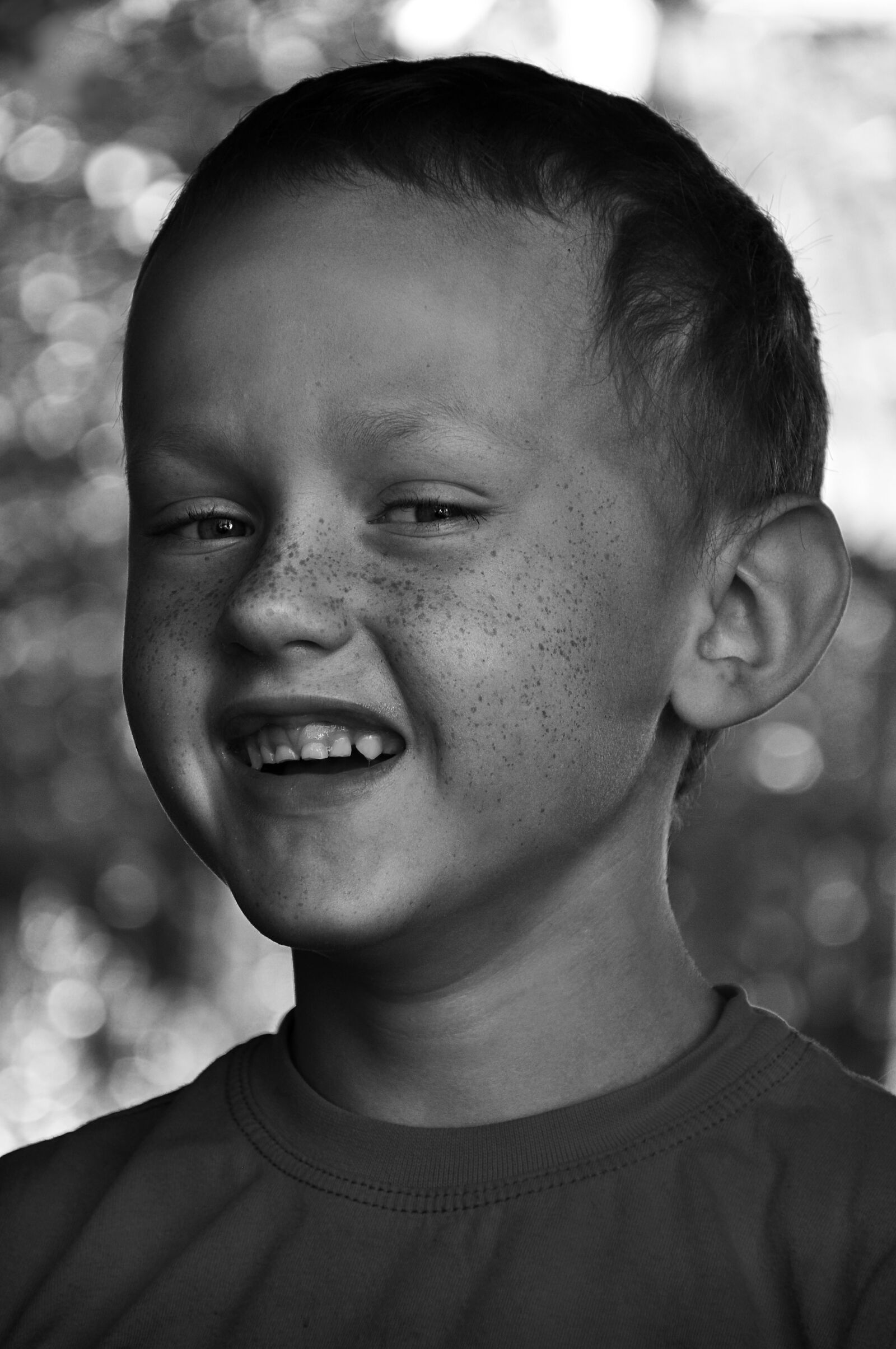 Nikon D90 sample photo. Kid, child, freckles photography