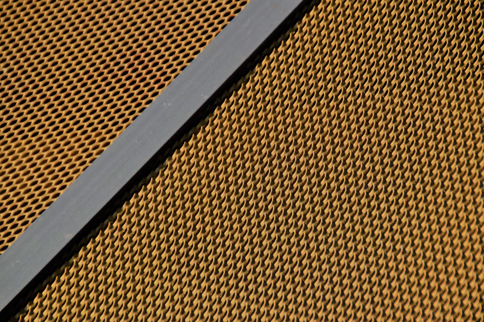 Nikon D5300 sample photo. Construction, gold, steel photography