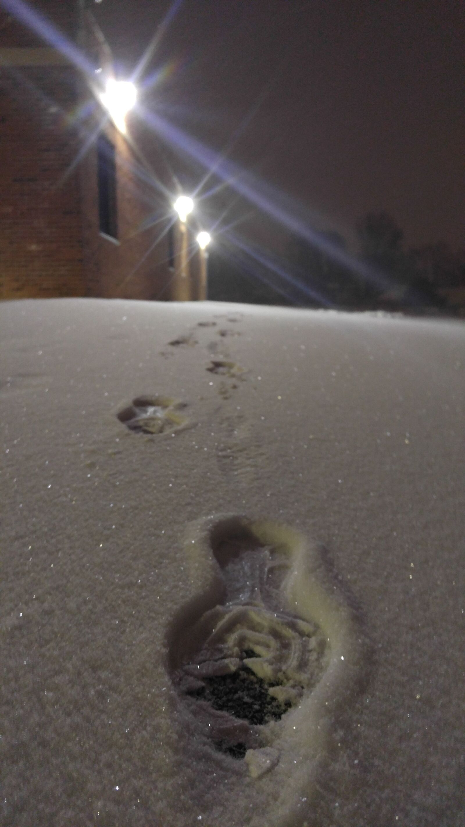 LG V10 sample photo. Shoe, snow, sparkle photography