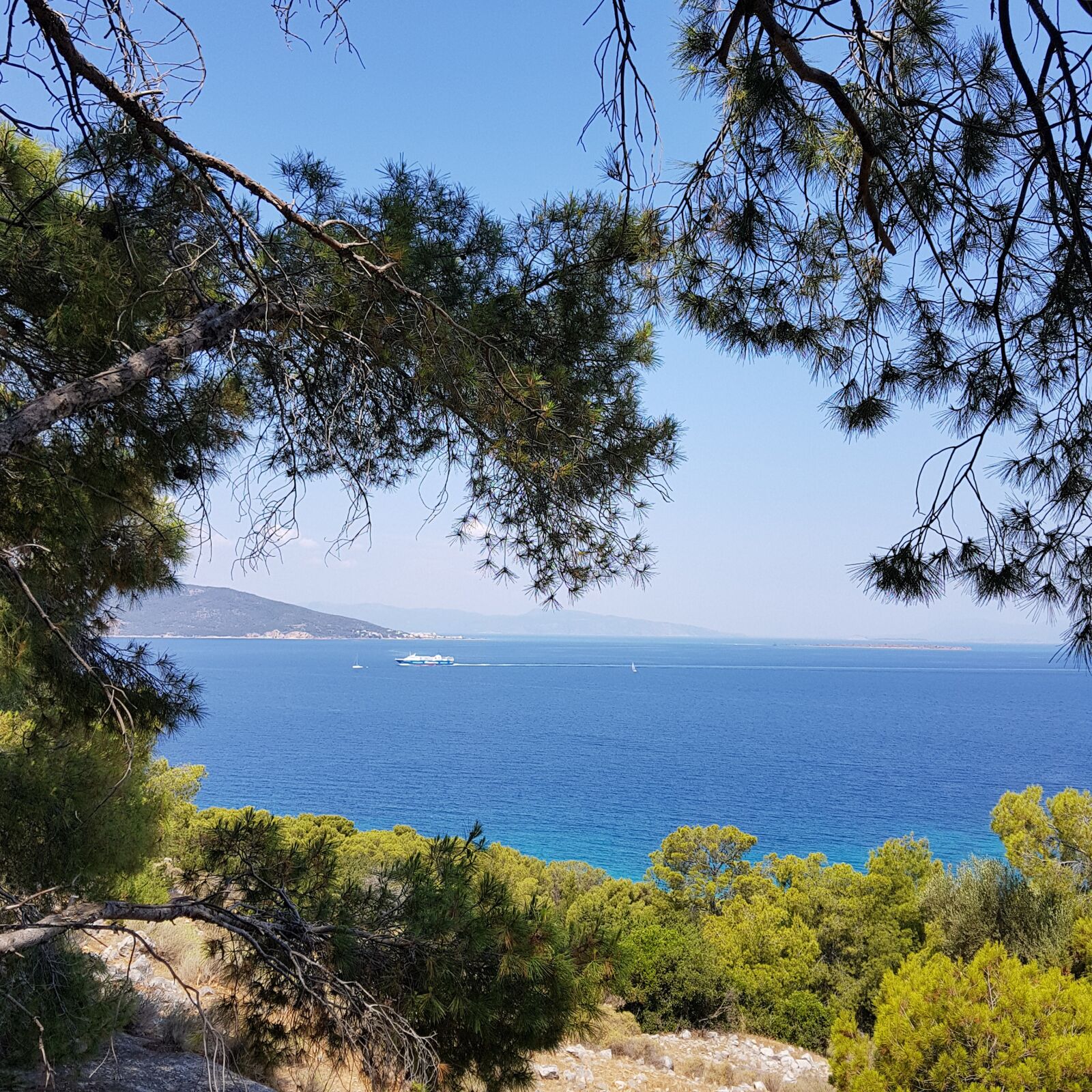 Samsung Galaxy S8+ sample photo. Greece, island, nature photography