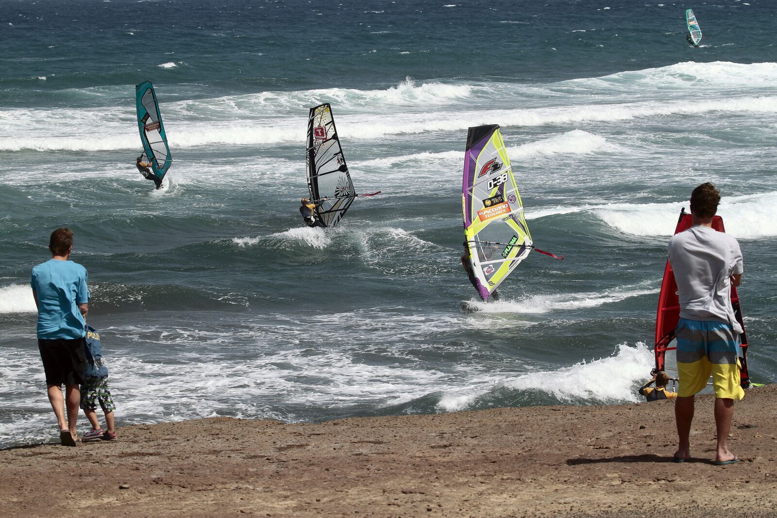 Canon EOS 500D (EOS Rebel T1i / EOS Kiss X3) sample photo. Waves, surf, wave photography