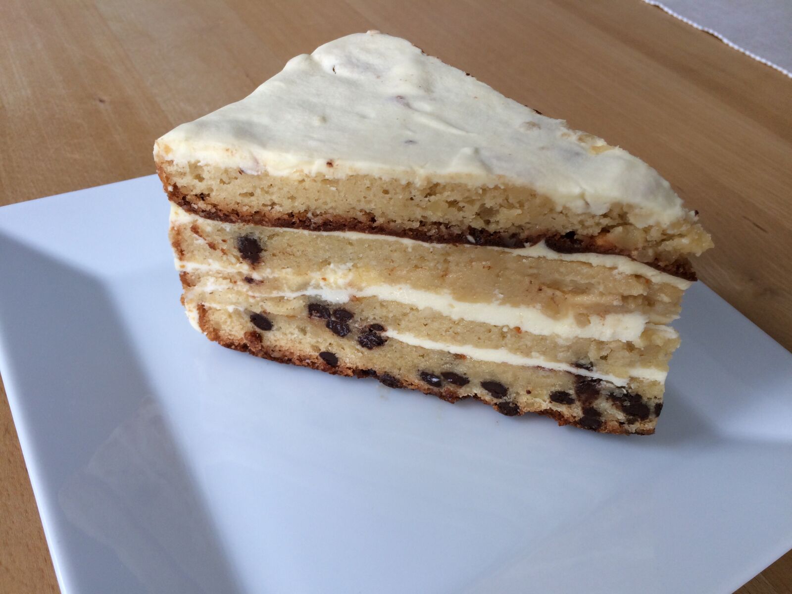 iPhone 5s back camera 4.15mm f/2.2 sample photo. Cake, sweet, dessert photography