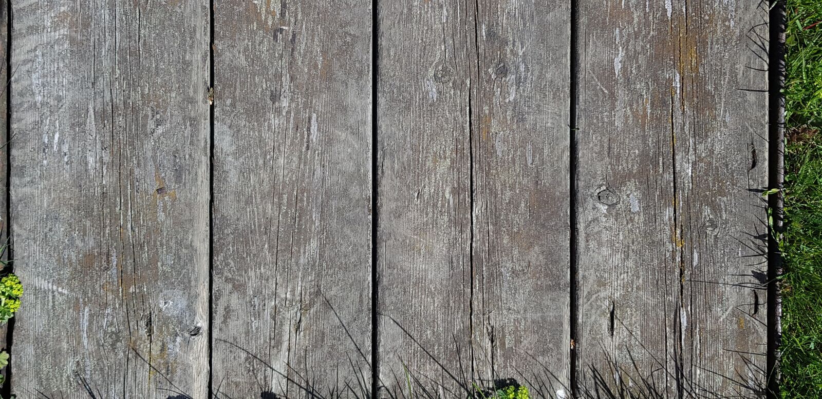 Samsung Galaxy S8 sample photo. Old, wood, grey photography