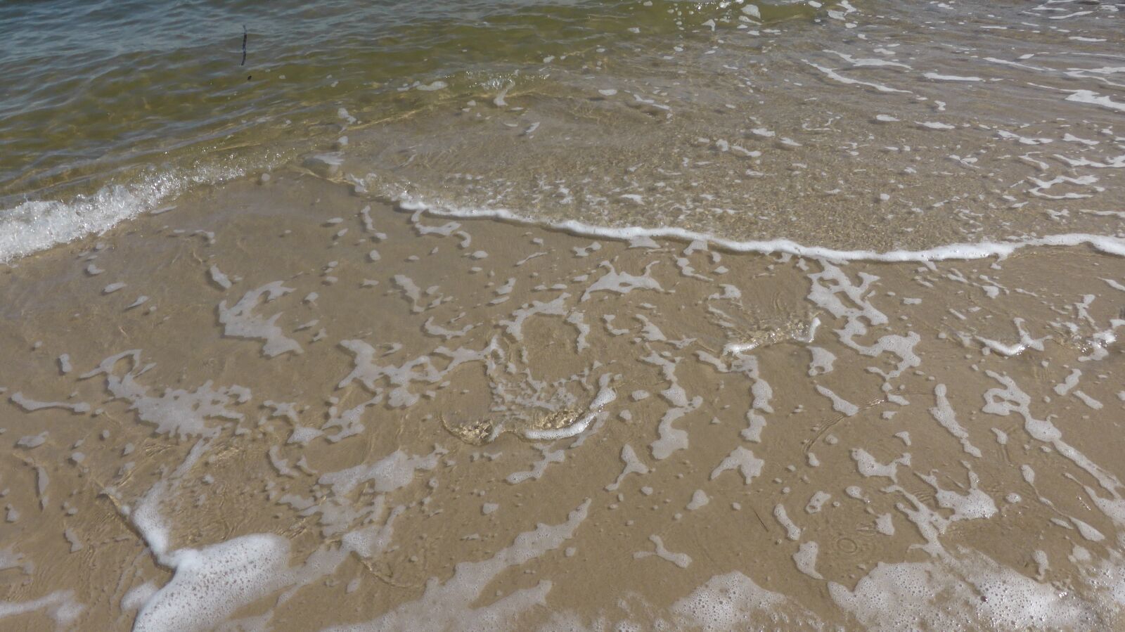 Panasonic DMC-TZ41 sample photo. Wave, north sea, beach photography
