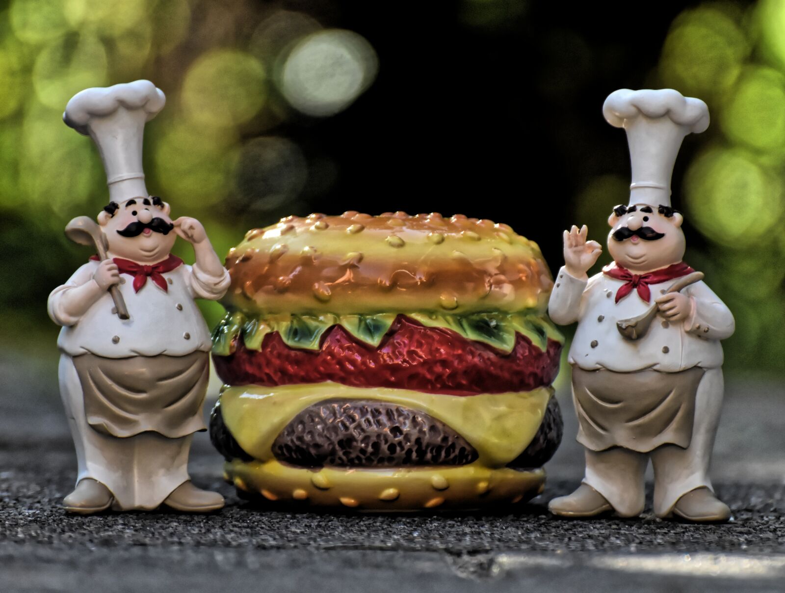 Nikon D7200 sample photo. Chefs, figures, cheeseburger photography