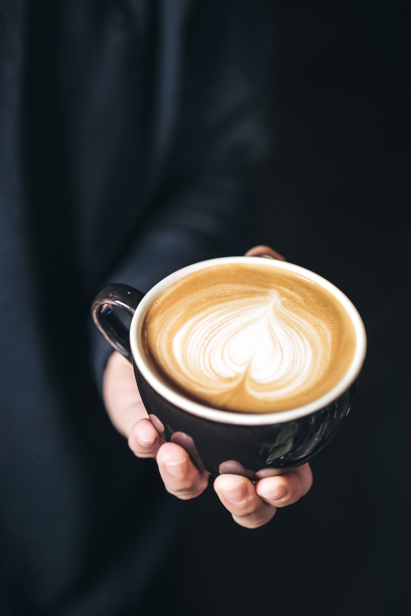 Canon EF 100mm F2.8L Macro IS USM sample photo. Coffee, capuchino, hot photography